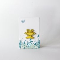 Pin de ave precolombina image