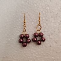 Pendientes elegantes con perlas image