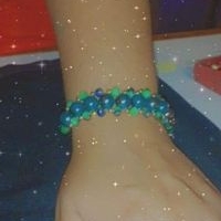 Pulsera de cuentas colorida image