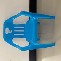 Silla de plástico azul resistente image