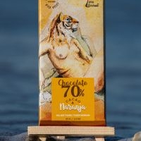 Chocolate vegano mujer tigre image