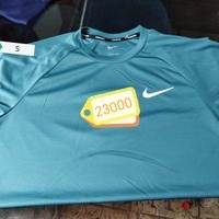 Camiseta deportiva Nike image