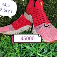 Zapatillas deportivas Nike rojas image