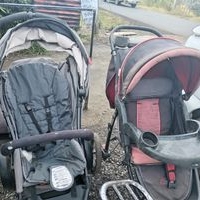 Cochecitos de bebé usados image