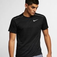 Camiseta Deportiva Negra image