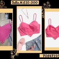 Top rosa con perlas image