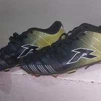 Tacos de fútbol talla 9 image