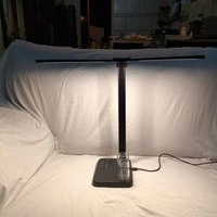 Lámpara LED de escritorio image