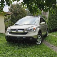 Honda CR-V en excelente estado image