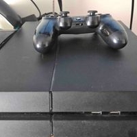 PS4 fat de 1tb con juegos image
