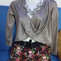 Conjunto Elegante y Colorido image