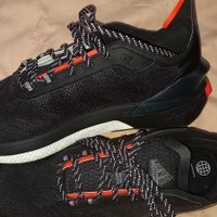 Tenis Adidas talla 10.5  image