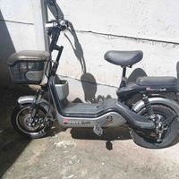 Scooter Eléctrico Compacto image