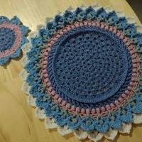 Set de Posavasos y Tapete de Crochet image