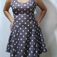 Vestido gris con blanco image