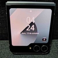 Smartphone Plegable Moderno image