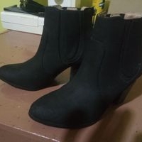 Botines Negros Elegantes image