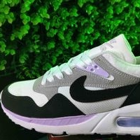 Zapatillas Deportivas Modernas image