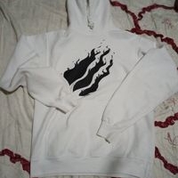 Sudadera con capucha blanca image
