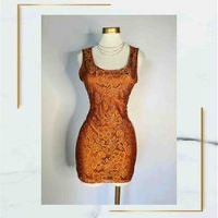 Vestido ajustado image