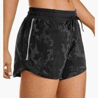 Shorts deportivos con forro para deportes. Talla M. image