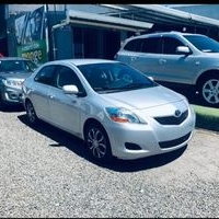 Sedán Toyota Yaris image