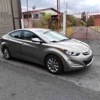 Sedán Hyundai Elantra image