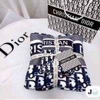 Juego de Toallas Dior Elegantes image