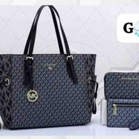 Bolso elegante con monedero image