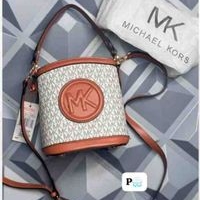 Bolso Michael Kors Elegante image
