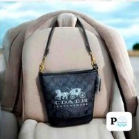 Bolso elegante de cuero image