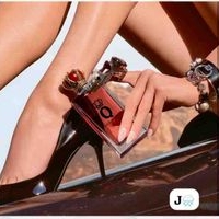 Perfume elegante y sofisticado image