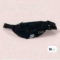 Riñonera deportiva negra image