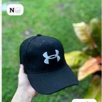 Gorra deportiva elegante image