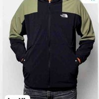 Chaqueta impermeable con capucha image