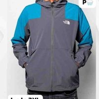 Chaqueta impermeable con capucha image
