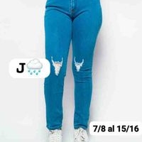 Jeans ajustados rasgados image
