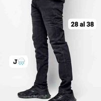 Jeans Negros Ajustados image