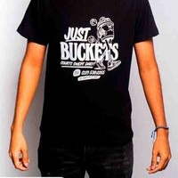 Camiseta Just Buckets image