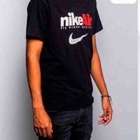 Camiseta Nike Air Negra image