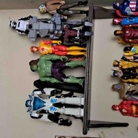 Figuras de acción de superhéroes image