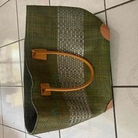 Bolso de mano tejido image