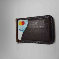 Cartera de cuero elegante image