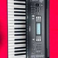 Teclado Yamaha PSR-E373 image