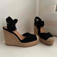 Sandalias de cuña image