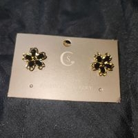 Aretes Florales Elegantes image