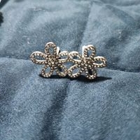 Aretes Florales Elegantes image