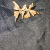 Aretes elegantes de mariposa image