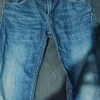 Jeans clásicos para niño image