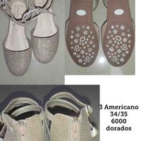 Zapatos dorados brillantes image